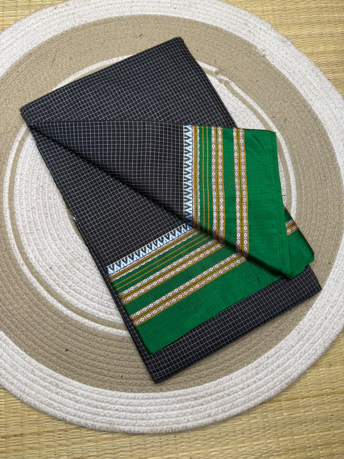 Charcoal & Emerald Weave