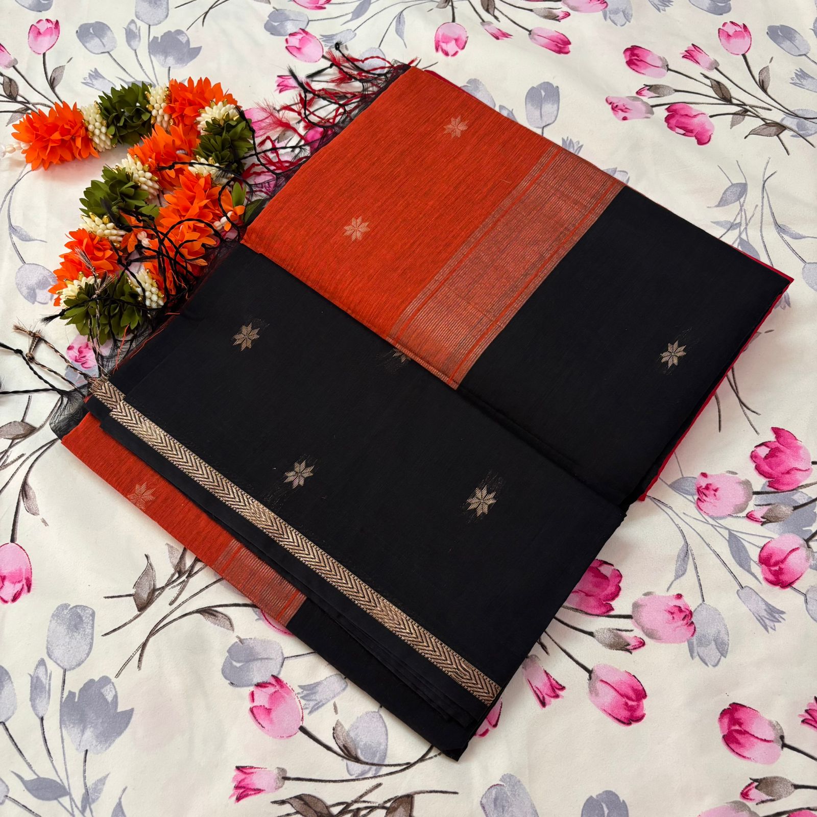 Rust Orange & Black Contrast Maheshwari Silk Cotton